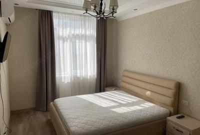 Garsonieră decomandată în Lipovei