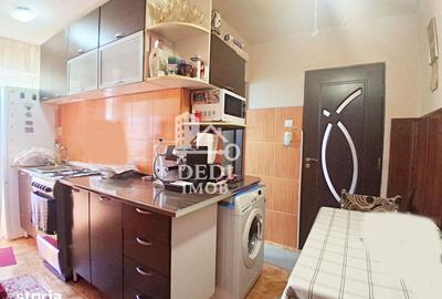 Apartament cu 3 camere semidecomandat în Nufărul - 1