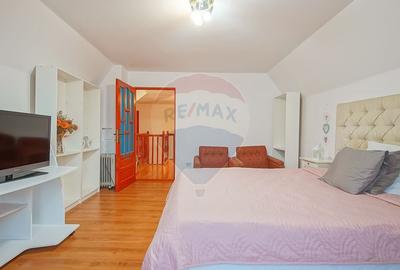 Casa cu 6 camere de vanzare in Rasnov, teren 1.100 mp, zona Glajarie Casa cu 6 camere de vanzare in Rasnov, teren 1.100 mp, zona Glajarie - 24