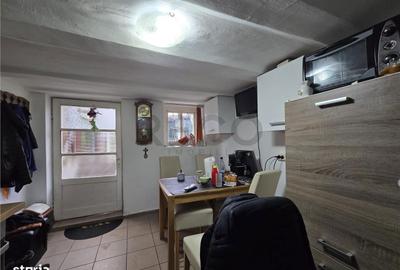 Casă cu 3 camere cu Teren 400 Mp în Central - 11