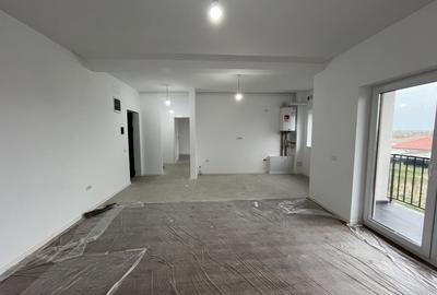 Apartament cu 2 camere decomandat în Moșnița Nouă - 2