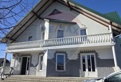 Casă cu 8 camere cu Teren 1300 Mp în Gălănești - 13