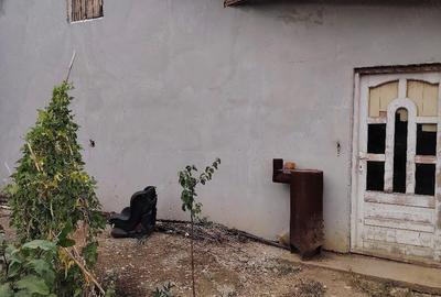 Casă cu Teren 500 Mp în Dioști - 1