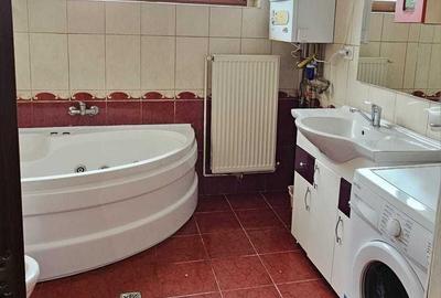 Apartament cu 3 camere decomandat în Central - 4