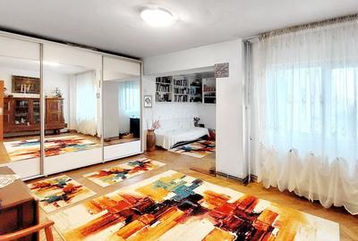 Proximitate imediata fata de mijloacele de transport in comun - 7