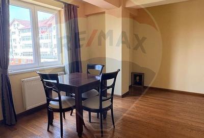 Apartament cu 3 camere în Central