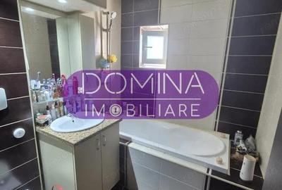Vanzare apartament 3 camere, situat ULTRACENTRAL, strada Unirii - 6