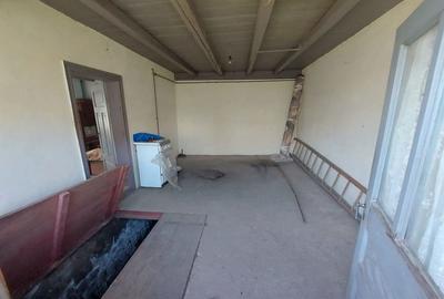 Casă cu 4 camere în Onești - 5