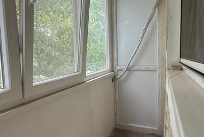 Apartament cu 3 camere decomandat în Drumul Taberei - 9