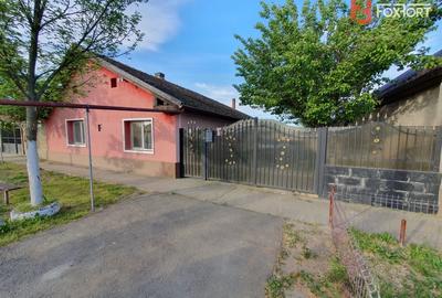Casă individuală cu 5 camere cu Teren 1439 Mp în Giulvăz - 1