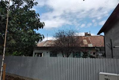 Casă cu 3 camere în Tecuci - 1