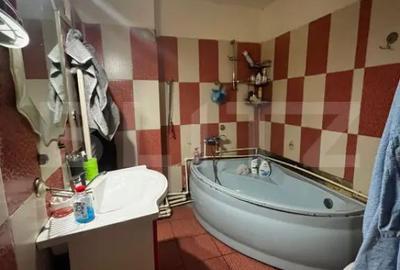 Apartament cu 4 camere semidecomandat, mobilat în Central - 2