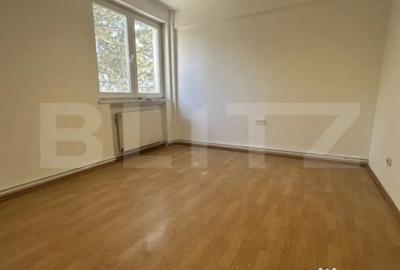 Apartament cu 2 camere decomandat în Cornișa - 4