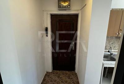 Apartament 2 Camere , Semi-Decomandat , Zona Drumul Gazarului Apartament 2 Camere , Semi-Decomandat , Zona Drumul Gazarului - 9