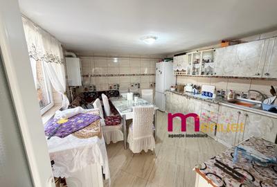 Casă cu 3 camere cu Teren 182 Mp în Ultracentral - 2