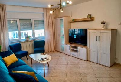 Apartament cu vedere spectaculoasa Catedrala  Neamului si Casa Popor - 2