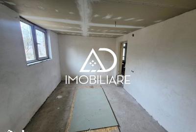 Casă cu 4 camere cu Teren 1748 Mp în Cernișoara - 2