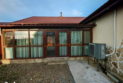 Casă cu 3 camere cu Teren 980 Mp în Pufești - 11