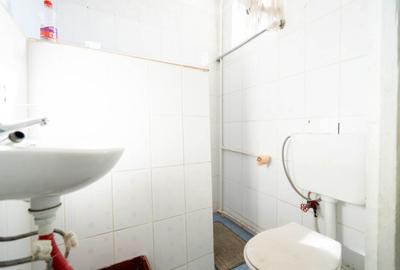 Apartament cu 2 camere decomandat în Valenta - 5
