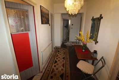 Apartament cu 2 camere decomandat în Central - 1