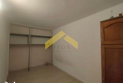Apartament cu 2 camere semidecomandat, mobilat în Aurel Vlaicu