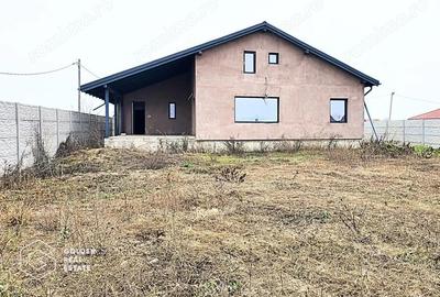 Casa noua pe un nivel, la gri, Mandruloc, comision 0% - 3