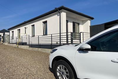 Casă individuală cu 3 camere cu Teren 175 Mp în Ipotești - 3