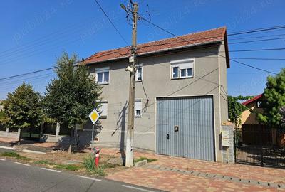 Casă cu 4 camere în Sânnicolau Mare - 10