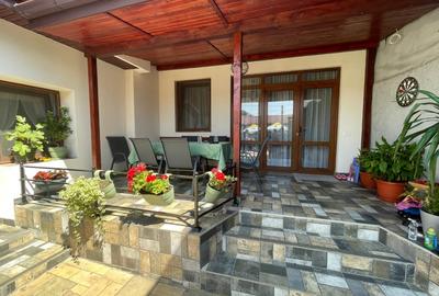 Casa din 2019 cu 4 camere - Piata Ferentari - Sector 5 - 10