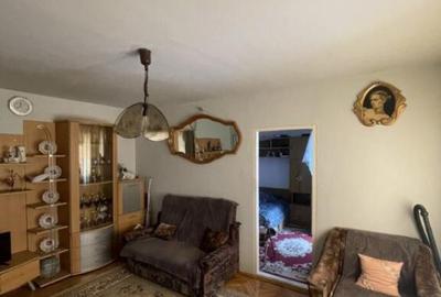 Apartament de vanzare, cu 2 camere, semidecomandat, 39mp, zo - 3