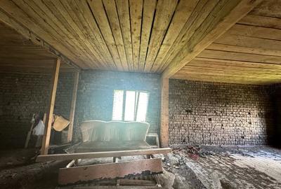 Casă cu 4 camere în Târgoviște - 9