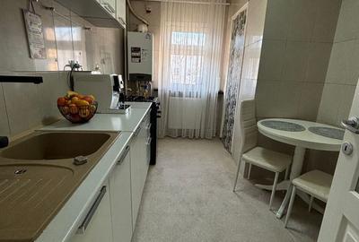 Apartament cu 4 camere decomandat, mobilat în Central - 6