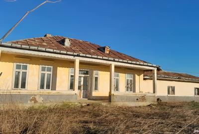 Casa + teren intravilan - 2