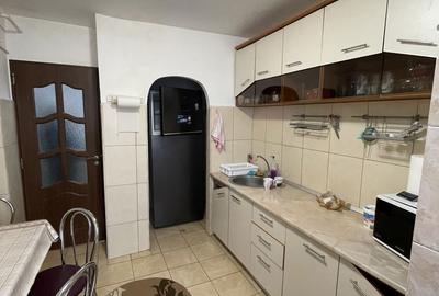 Apartament cu 3 camere decomandat în Exterior Vest - 3