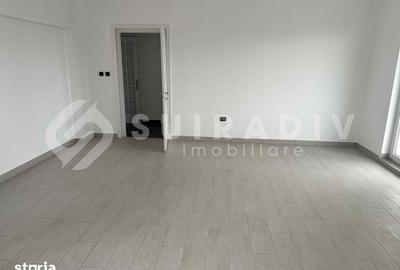 Casă cu 10 camere cu Teren 700 Mp în Central - 6