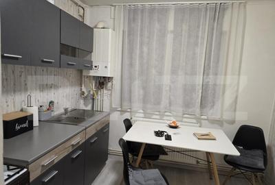 Apartament de vanzare cu 2 camere, 57 mp, zona Micro 16 - 6