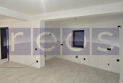 Casă individuală cu 4 camere cu Canalizare în Tineretului - 2