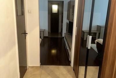 Apartament cu 3 camere semidecomandat în Drumul Taberei - 4