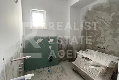 Casă cu 4 camere cu Teren 470 Mp în Central - 5