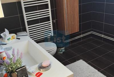 Casă cu 4 camere cu Canalizare în Central - 8