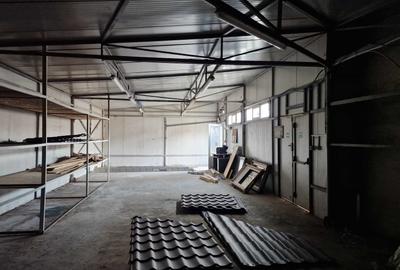 Spațiu comercial, în Petros - 3