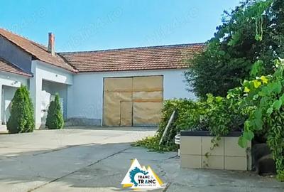 Casă cu 4 camere cu Teren 1360 Mp în Aluniș - 1