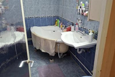 Apartament cu 3 camere decomandat în Inel II - 11