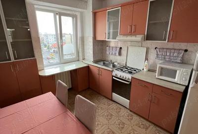Apartament cu 3 camere decomandat în Nufărul - 8