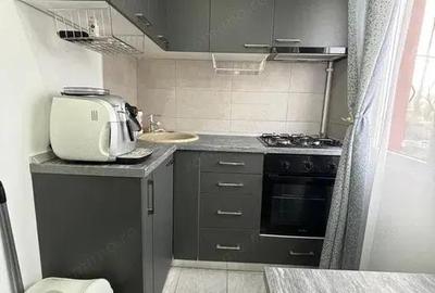 Inchiriez ap.o camera in Zona Blascovici, et.2, suprafata utila de 29 mp. - 3