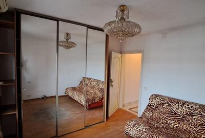 Apartament cu 3 camere decomandat în Decebal - 6