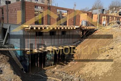 Apartament cu 2 camere în Livezeni - 1