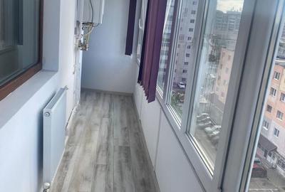 Apartament cu 2 camere în Micro 4 - 5