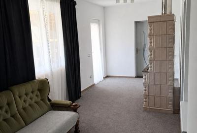 Casă cu 4 camere în Dofteana