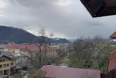 Casă cu 6 camere în Central - 1